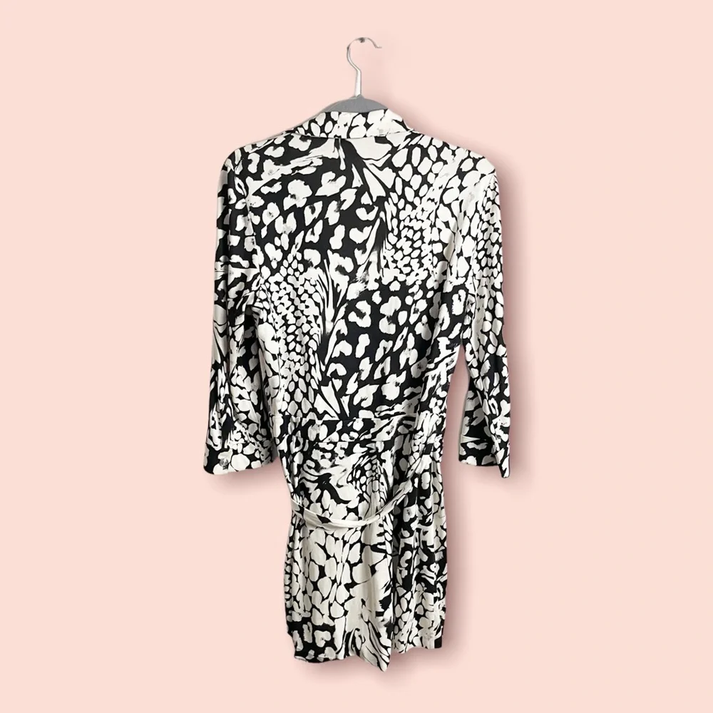 Diane von Furstenberg Celeste Leopard Print Wraparound Romper Black & White - Picture 4 of 7
